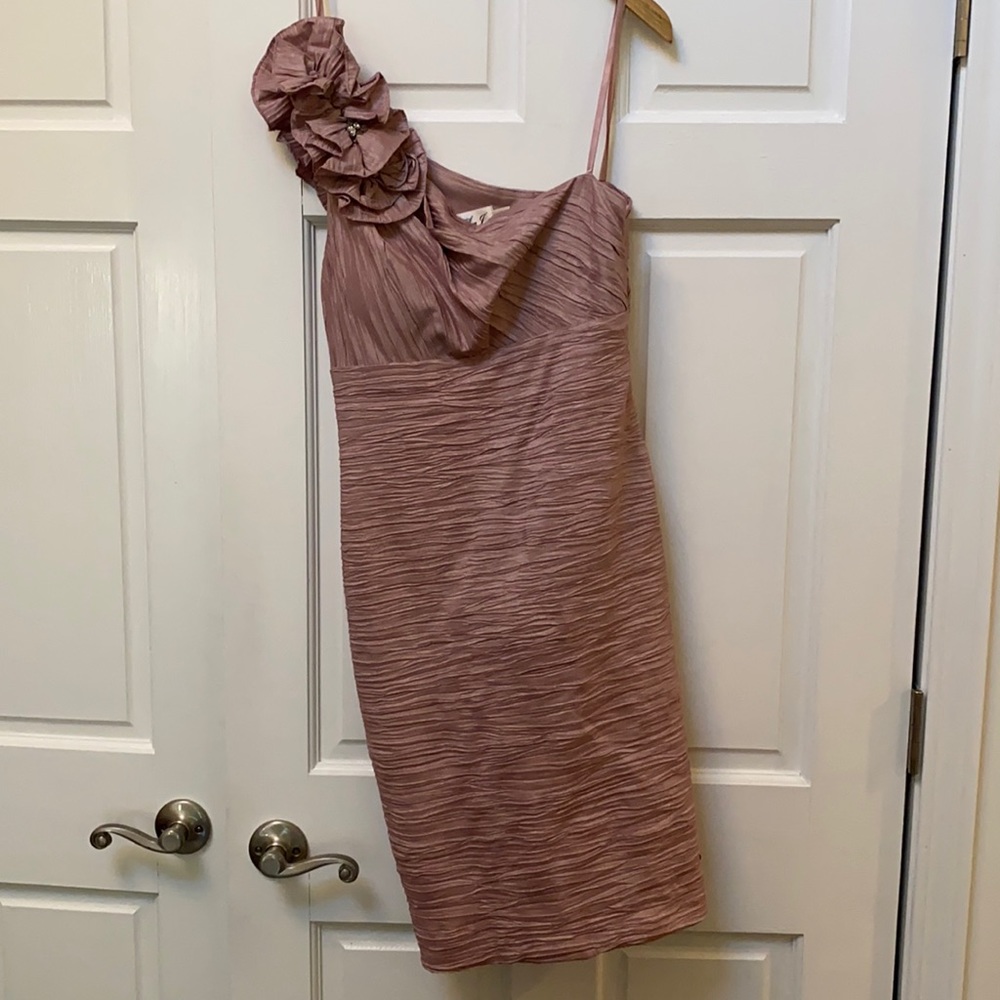One shoulder mini mauve color dress